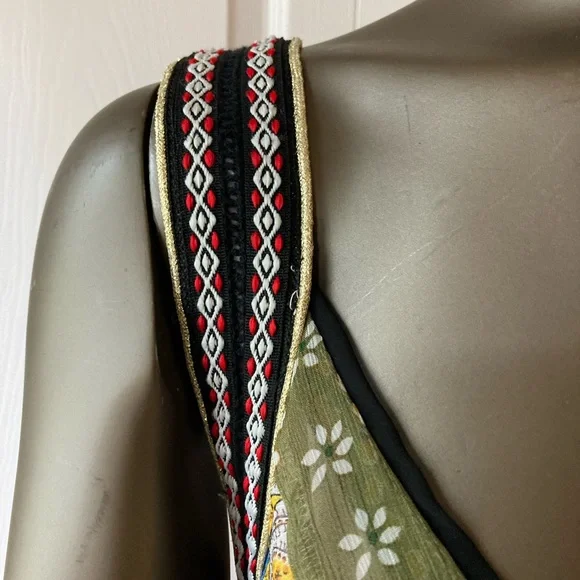 Coco+Carmen EUC chiffon multi fabric dress with contrast embroidered trim. - Picture 4 of 11